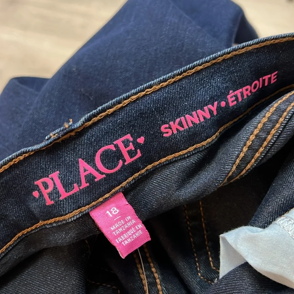 NWT The Children’s Place Dark Wash Skinny Jeans-‎ 18